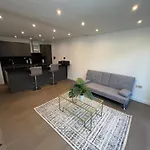The Best 1-Bed Flat In Hackney