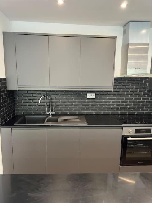 The 1-bed Flat In Hackney Londra